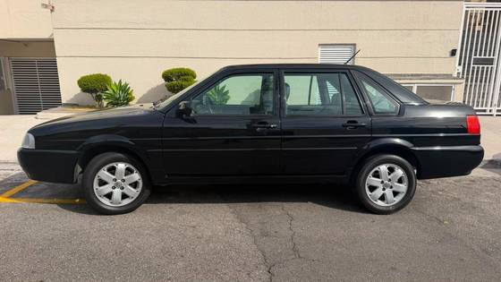 VOLKSWAGEN SANTANA 1.8 MI 8V GASOLINA 4P MANUAL VOLKSWAGEN SANTANA 1.8 MI 8V GASOLINA 4P MANUAL